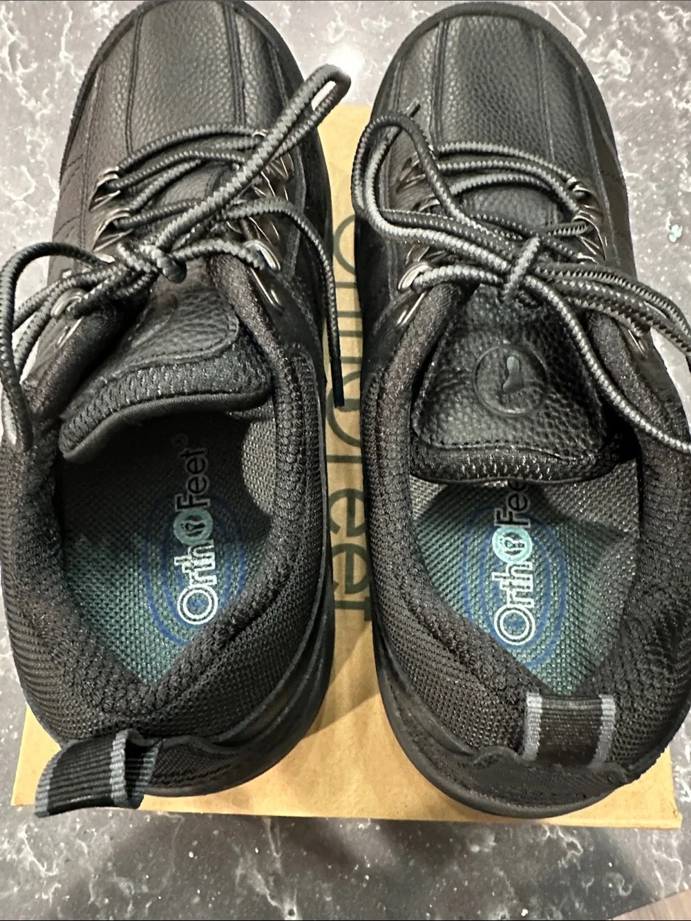 OrthoFeet Men's Black Lace-Up Orthopedic Sneakers size 9.5 Wide